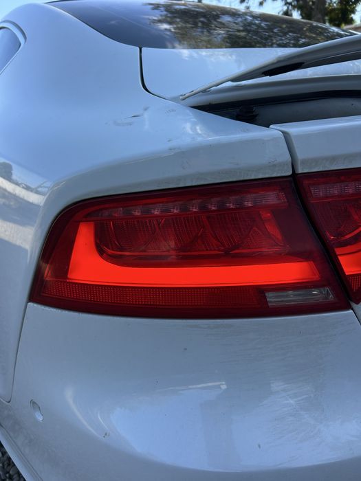 Stop stânga aripă Audi A7 4G 2013