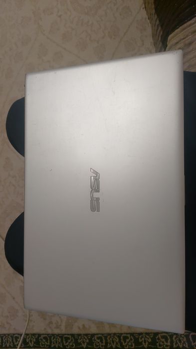 Asus vivobook 14
