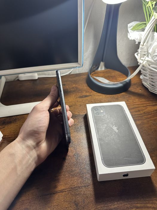 Iphone 11 с коробкой