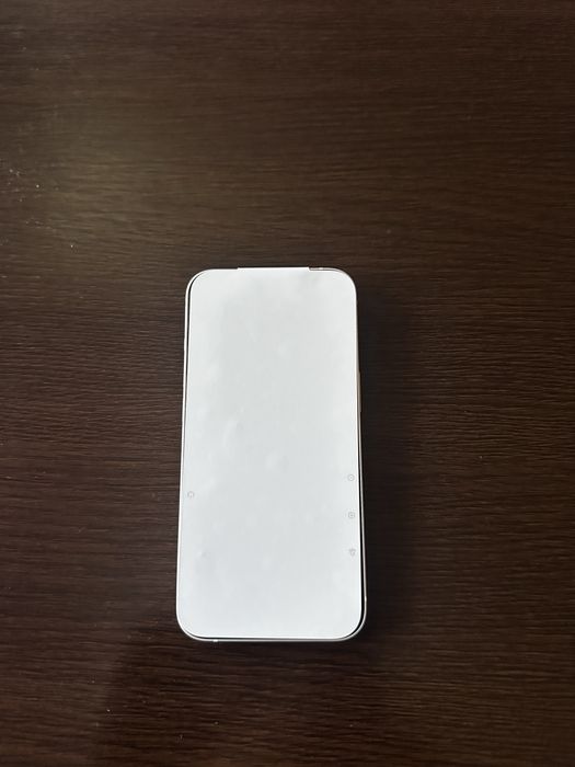 Iphone 14, 128gb, чисто нов (върнат по застраховка от Yettel)
