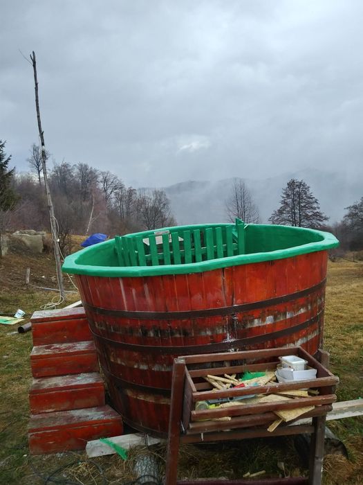 Îmbrac in fibră de sticlă ciubere vechi