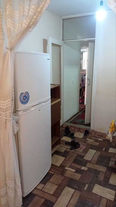 Аренда 2-комн. Квартира 1/4 этаж. Адрес микрорайон 1я остановка. Цена.