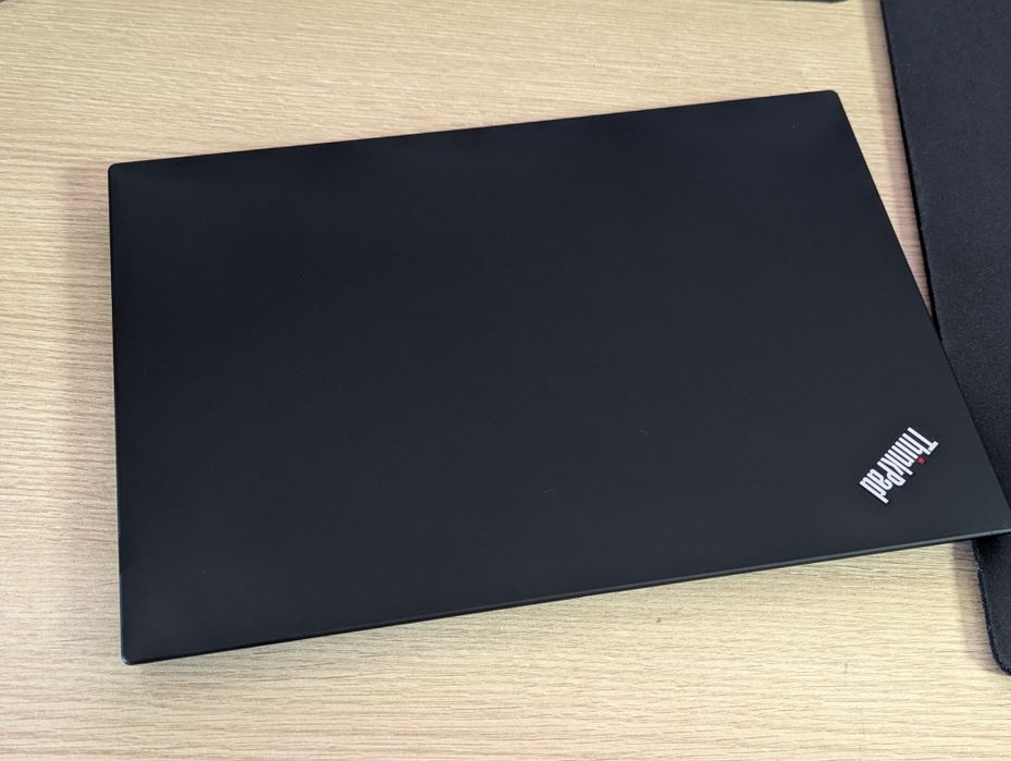 Thinkpad T14 Gen 2 Ryzen 5