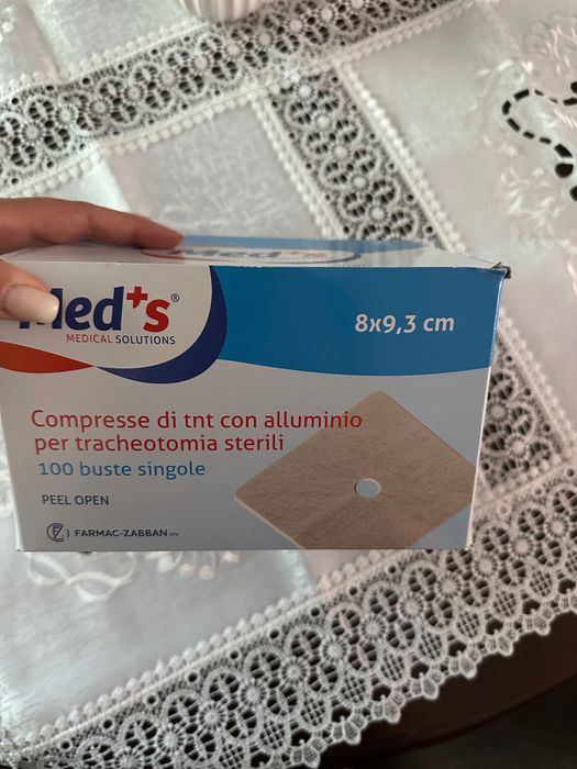 Pansamente pentru traheostoma