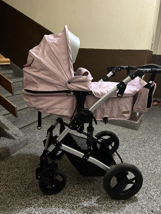 Количка за момиче Chipolino