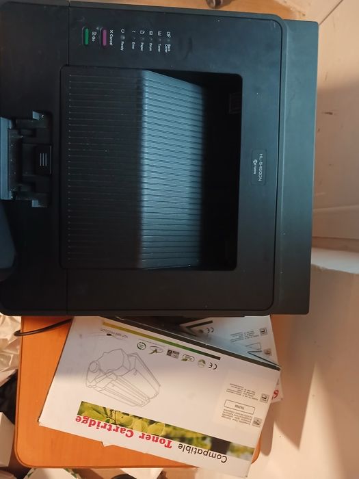 Vând Imprimantă laser Brother HL-5450DN – alb-negru cu tonere