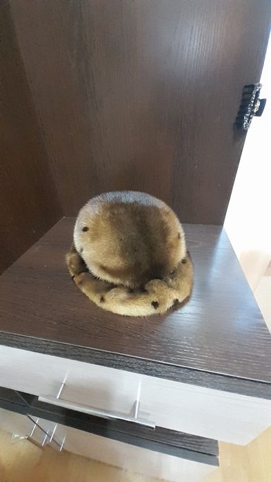 Продам шапку женскую