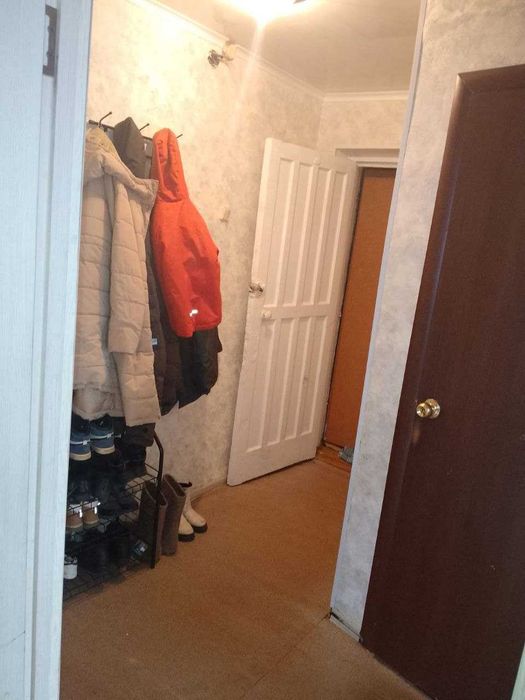 продается 2 ком кв