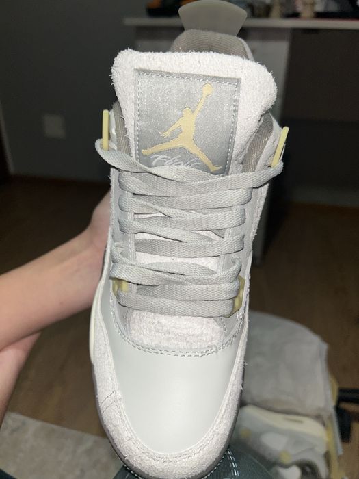 Jordan 4 Photon Dust