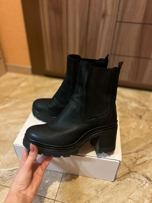 Боти Lasocki 39 номер