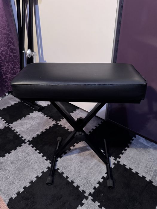Комплект Дигитално пиано Yamaha P-45 B със стойка, стол и педали