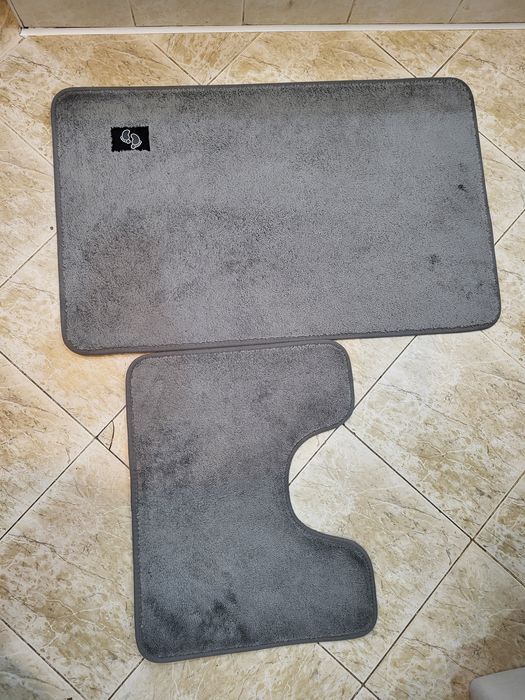 Продаётся коврик для ванной