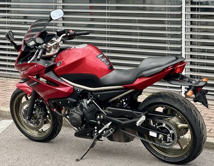 Yamaha XJ6 - Diversion ABS