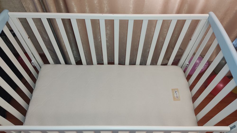 Продам детскую кровать, манеж
