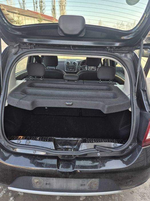 Dezmembram Dacia Sandero stepway 1.5 dci