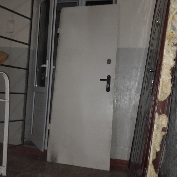 Продам железные двери