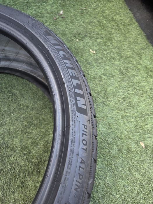 265 35 21 Michelin