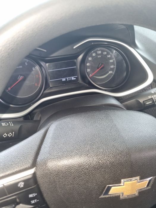 Chevrolet Onix 2024 — 3