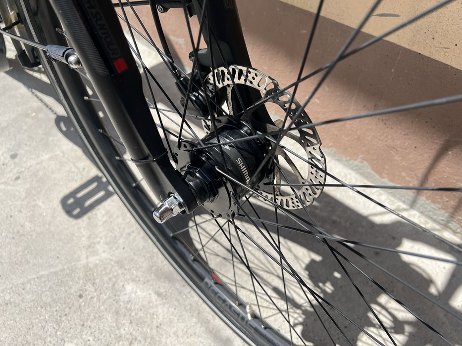 Bicicleta oras Pegasus 28 Inch frane hidraulice disc 24 viteze dinam butuc barbat XL