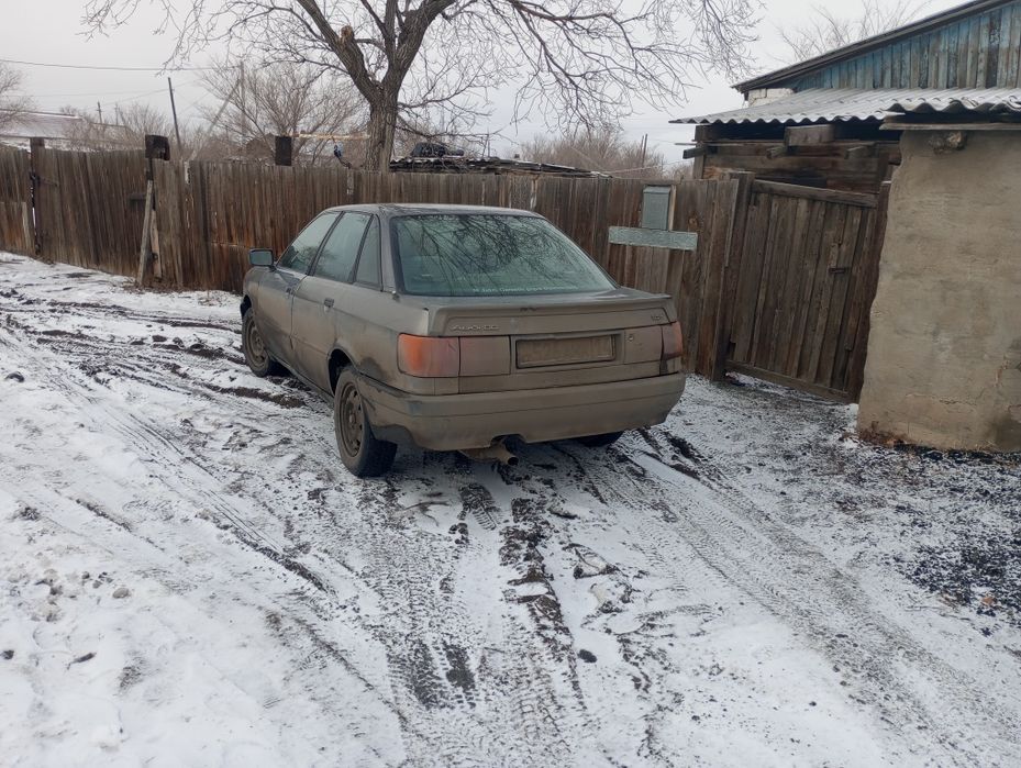 Продам Ауди 80 б3