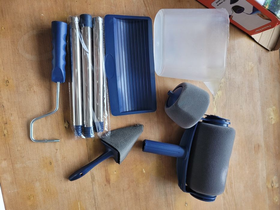 Set de zugrăvit cu vopsea lavabila