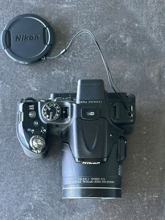 Nikon Coolpix P600