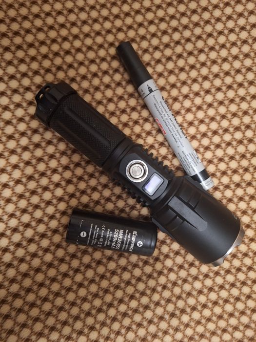 Lanterne profesionale THRUNITE LEP ASTROLUX