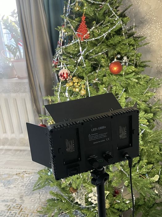 Продам лед лампу