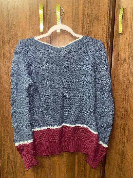 Продам теплый свитер