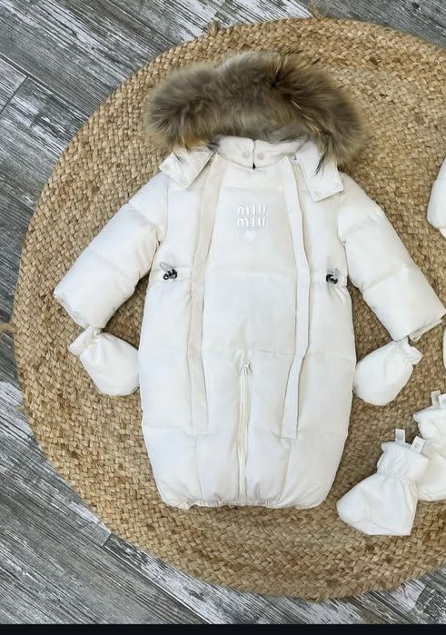 зимний комбинезон.