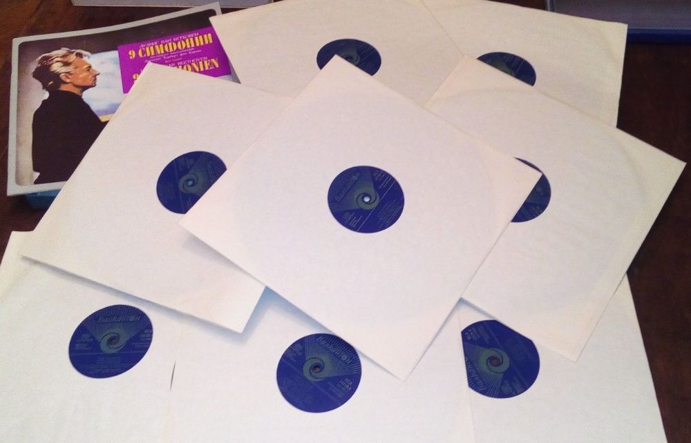 Четири класически комплекта грамофонни плочи