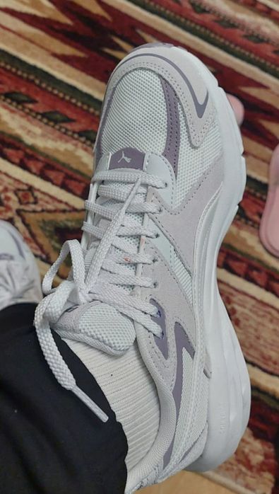 Adidasi Puma dama marime 38.5