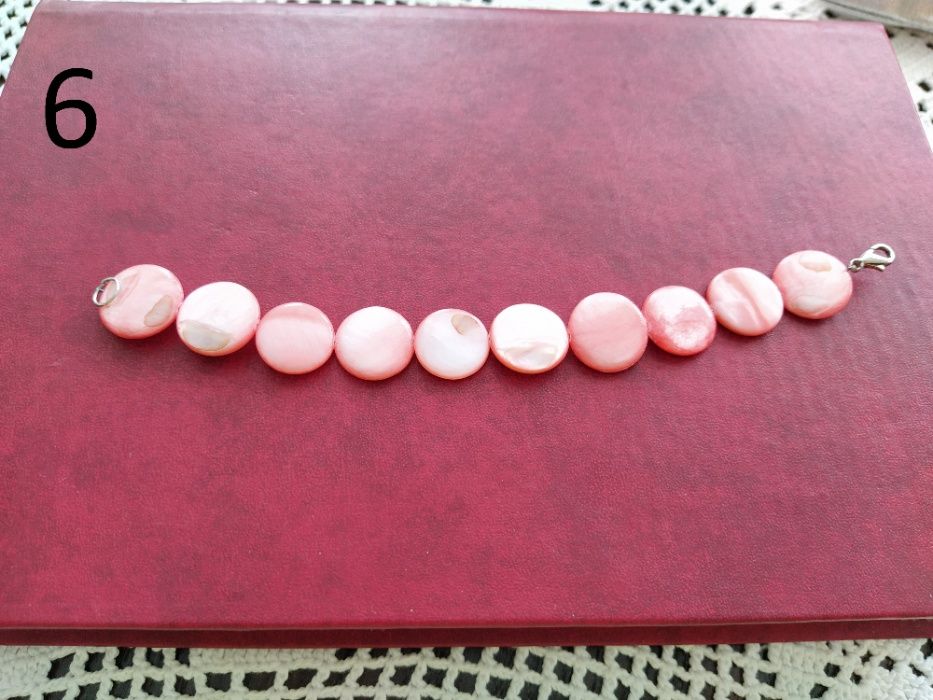 Лот бижута с камъни и перли