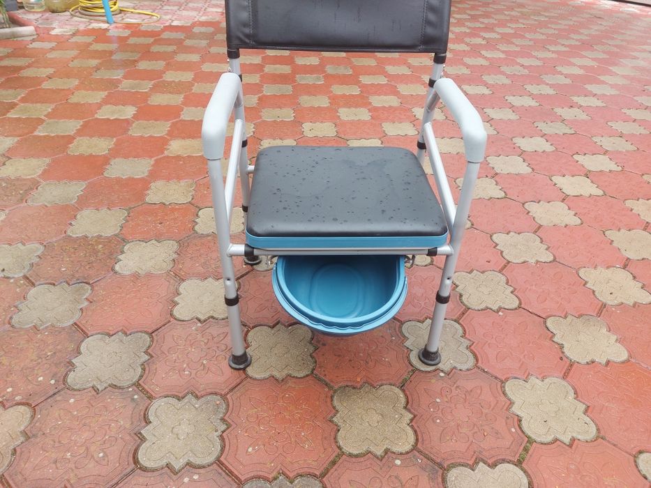 WC portabil  pentru bolnavi