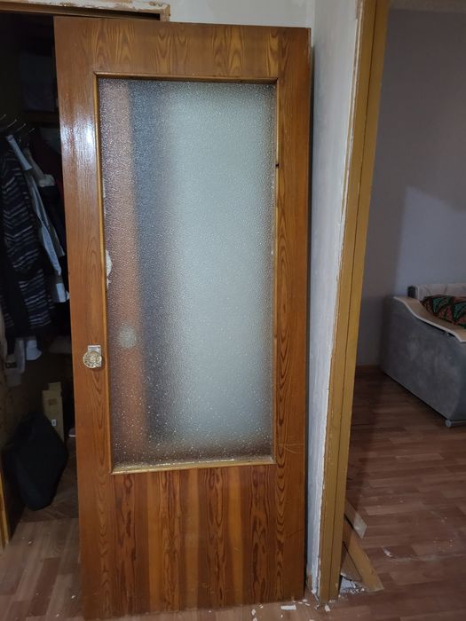 Отдам двери бесплатно