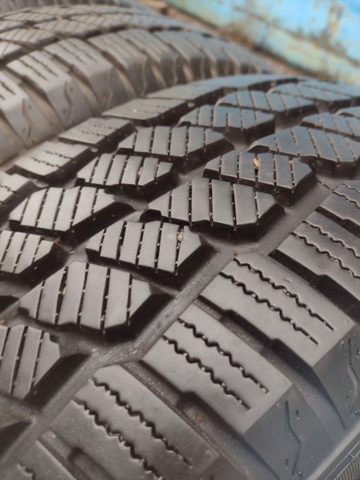 Почти нови 4бр.195/70/15С Goodride A/S dot4823