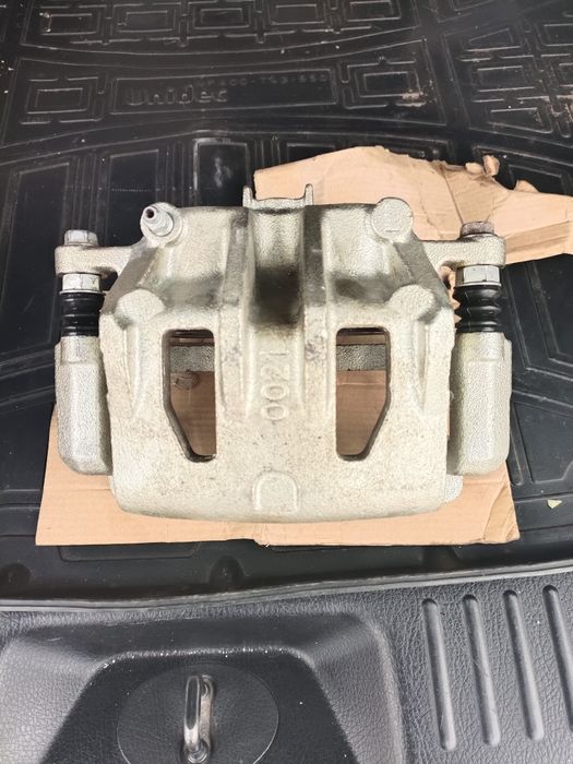 Суппорт на Kia Sorento