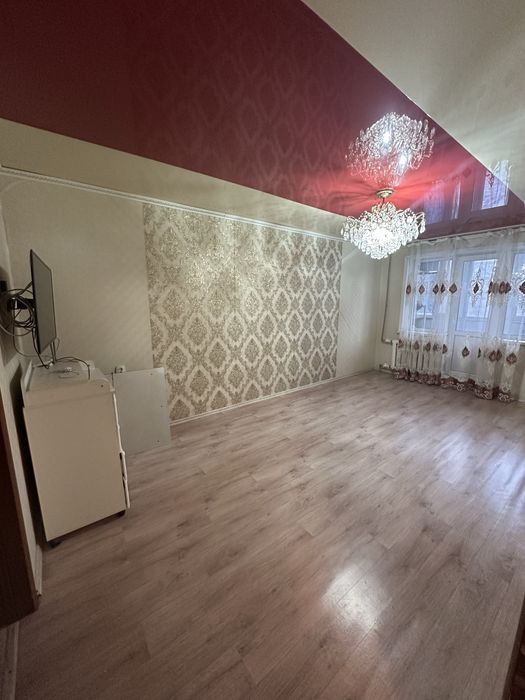 Пр.Металлург 23д.2 эт.не угл 2 комт