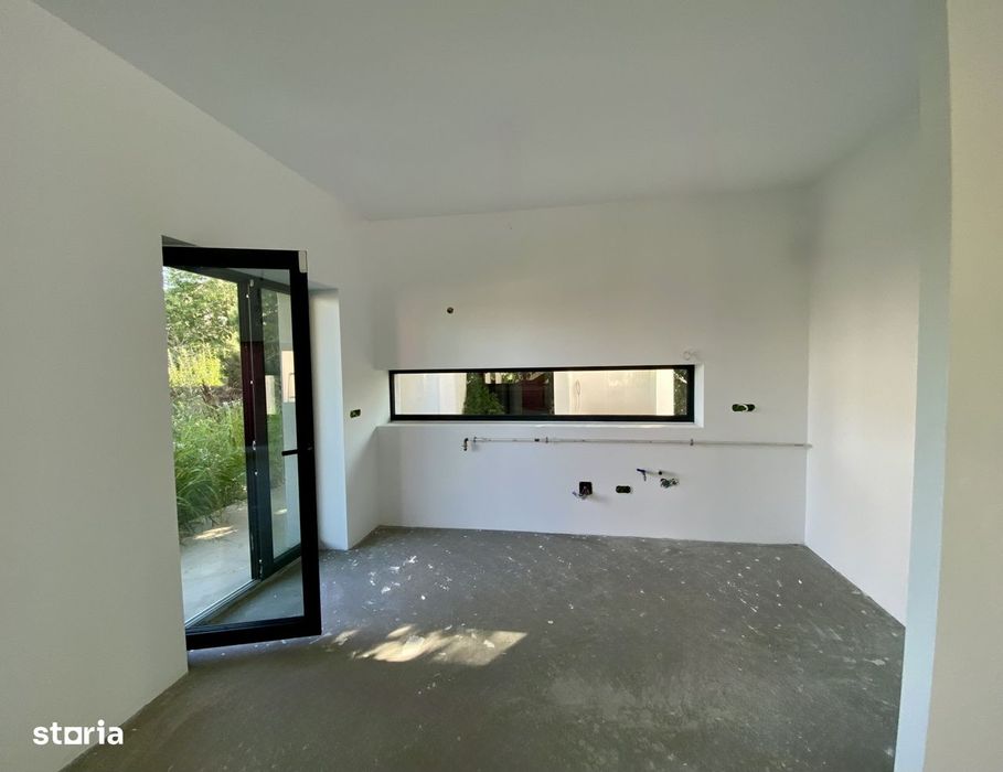 Vila individuala cu terasa panoramica vv Colina Lac, langa lac si DN1