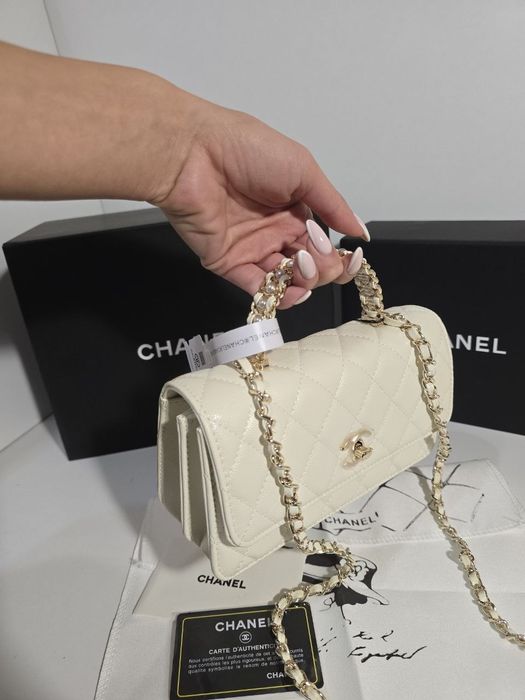 Налична чанта Chanel WOC 26C