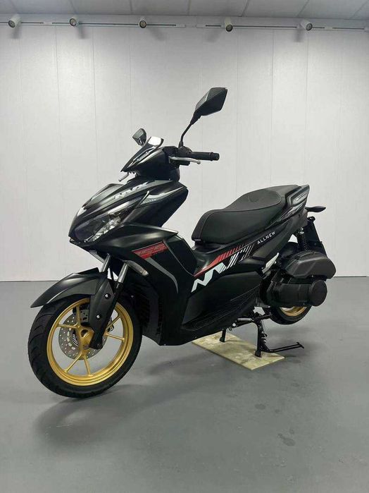 Скутер Lastochka 175 куб. См - рассрочка - кредит