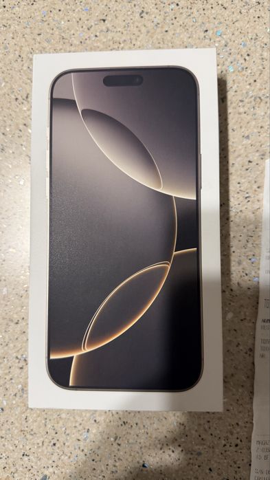 Iphone 16 pro max  ca nou 256 gb Natural Titanium!