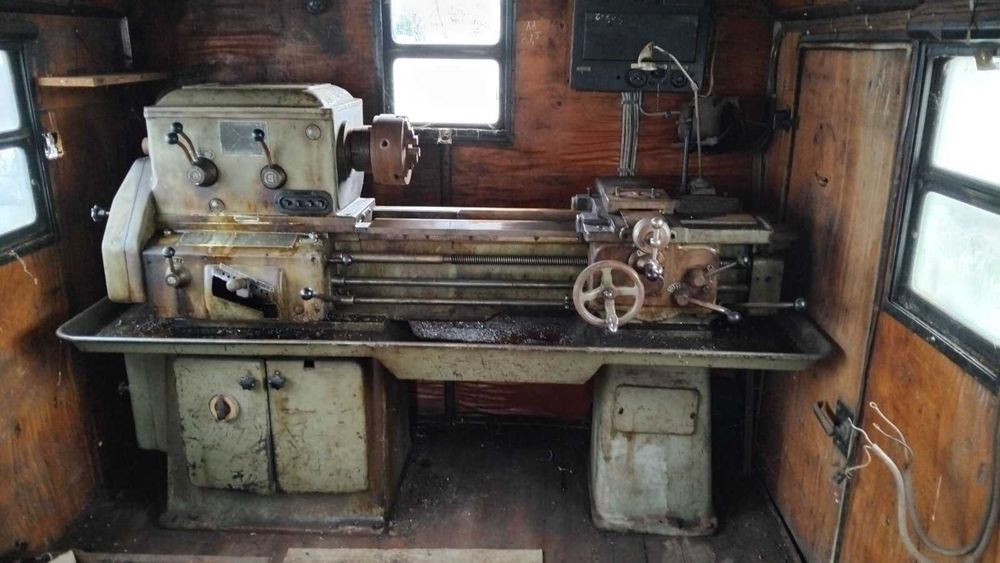 Продавам работещ СТРУГ