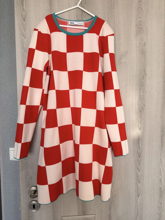 Шахматна Рокля Zara