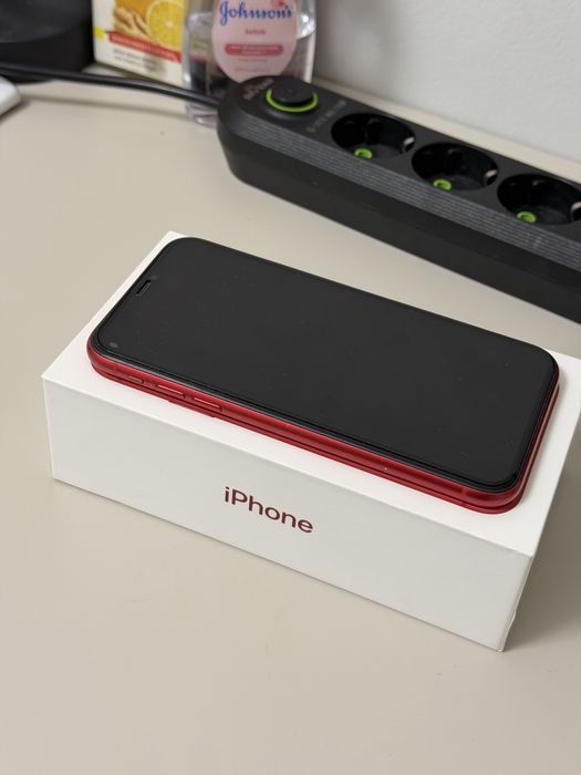 Iphone 11/128gb apple watch 5/44 продается