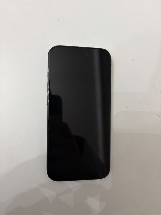 iPhone 15 pro LLA 128 gb qora