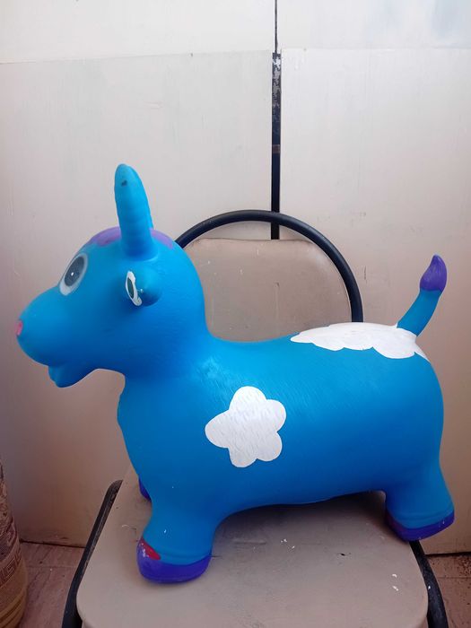 Игрушка корова резиновая 3000