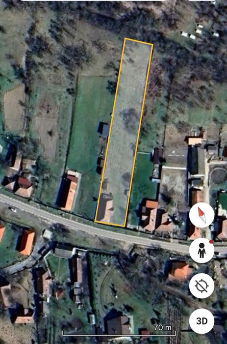 Casă țărănească cu utilități 1700 mp