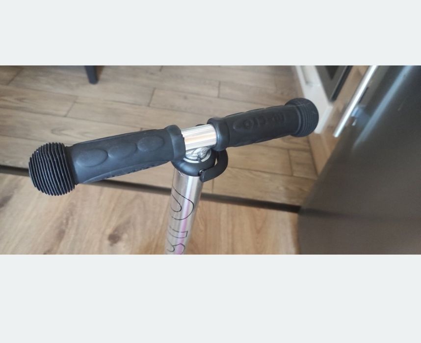 Тротинетка Maxi Micro Deluxe