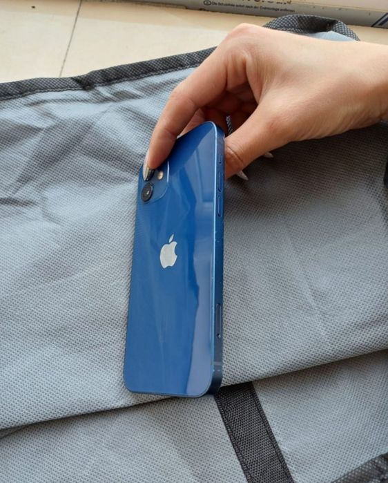 iPhone 12 ( iOS 17 )
